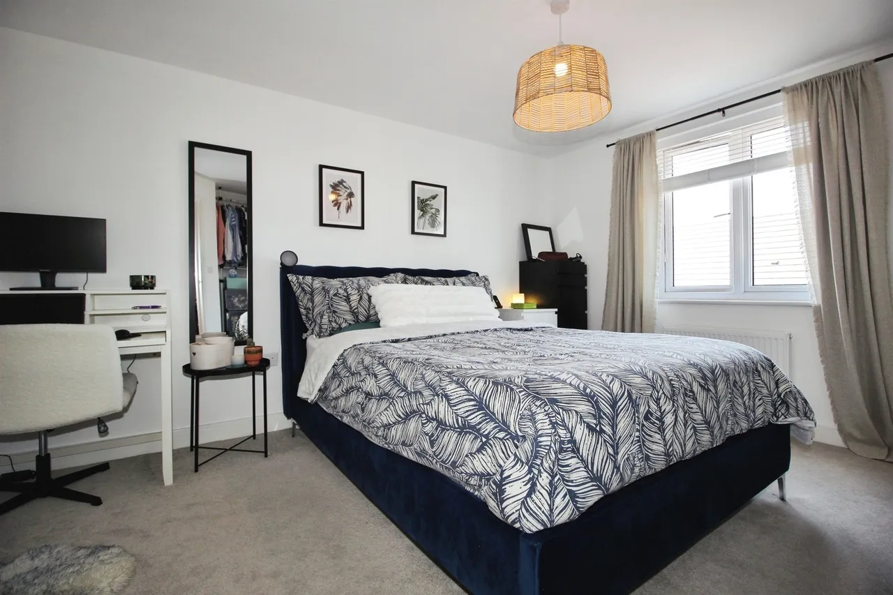 Buckthorn Avenue, Leeds, photo 9