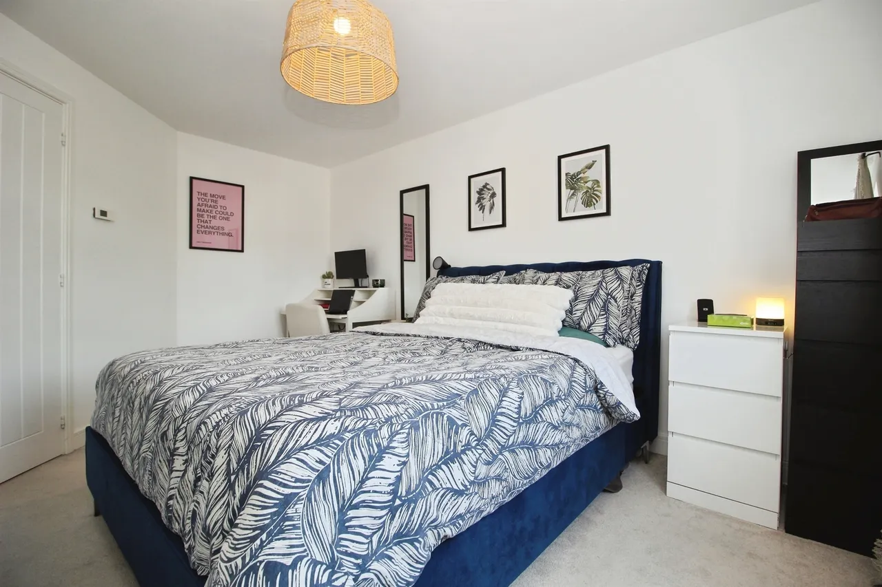 Buckthorn Avenue, Leeds, photo 10