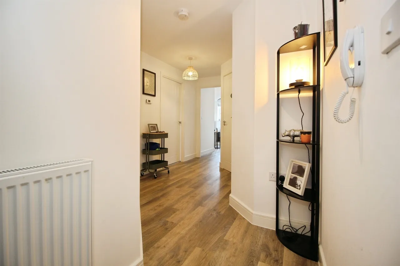 Buckthorn Avenue, Leeds, photo 4