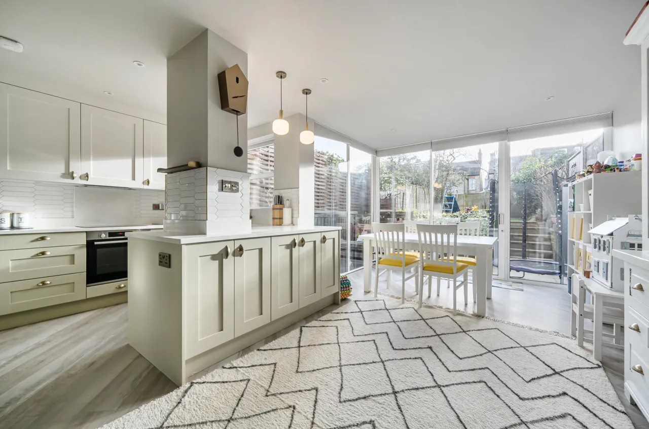 Salisbury Road, Barnet, EN5 4JL, photo 2