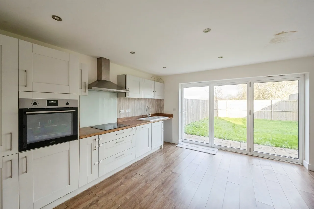 Avro Way, Blaxton, DN9, photo 8