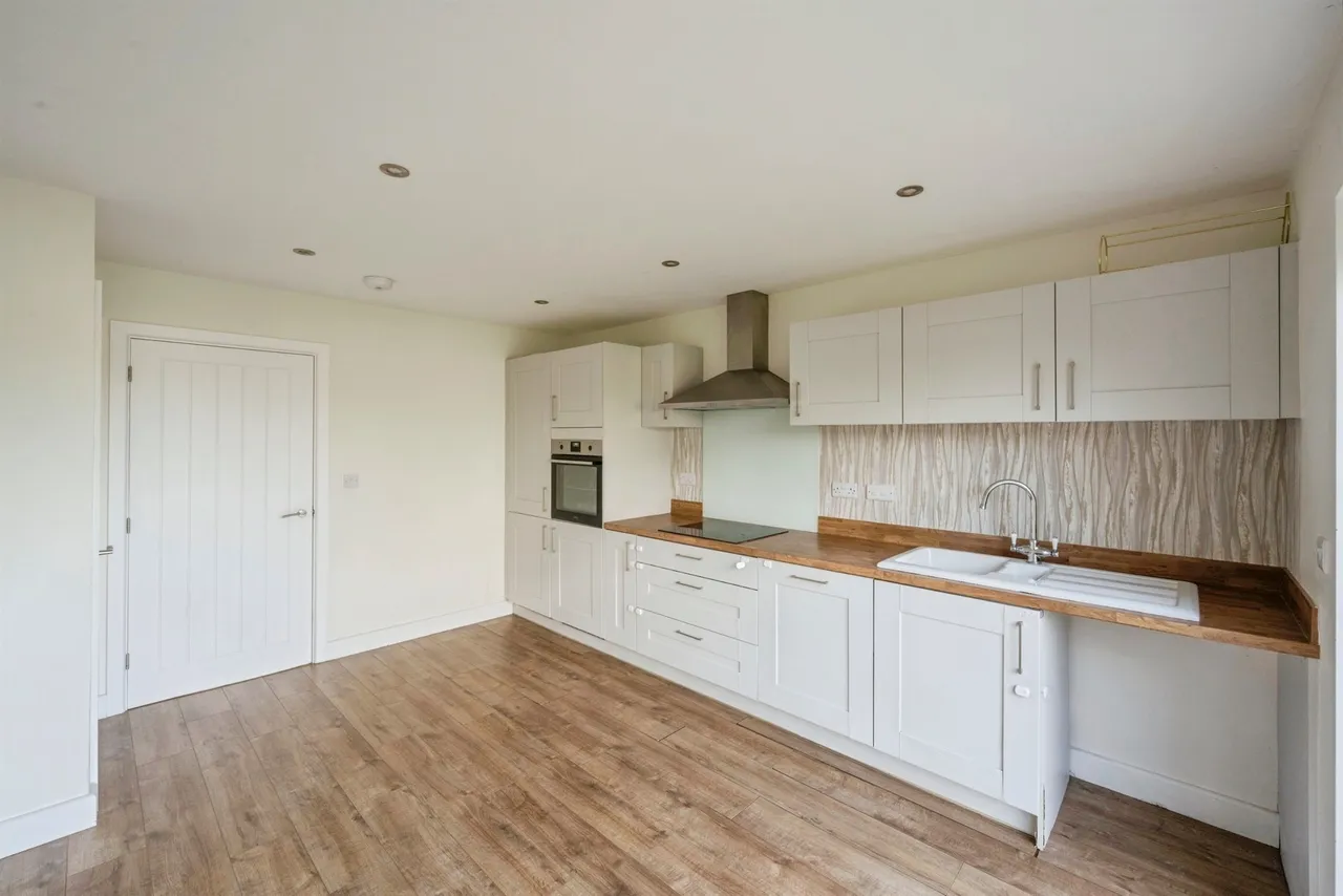 Avro Way, Blaxton, DN9, photo 6