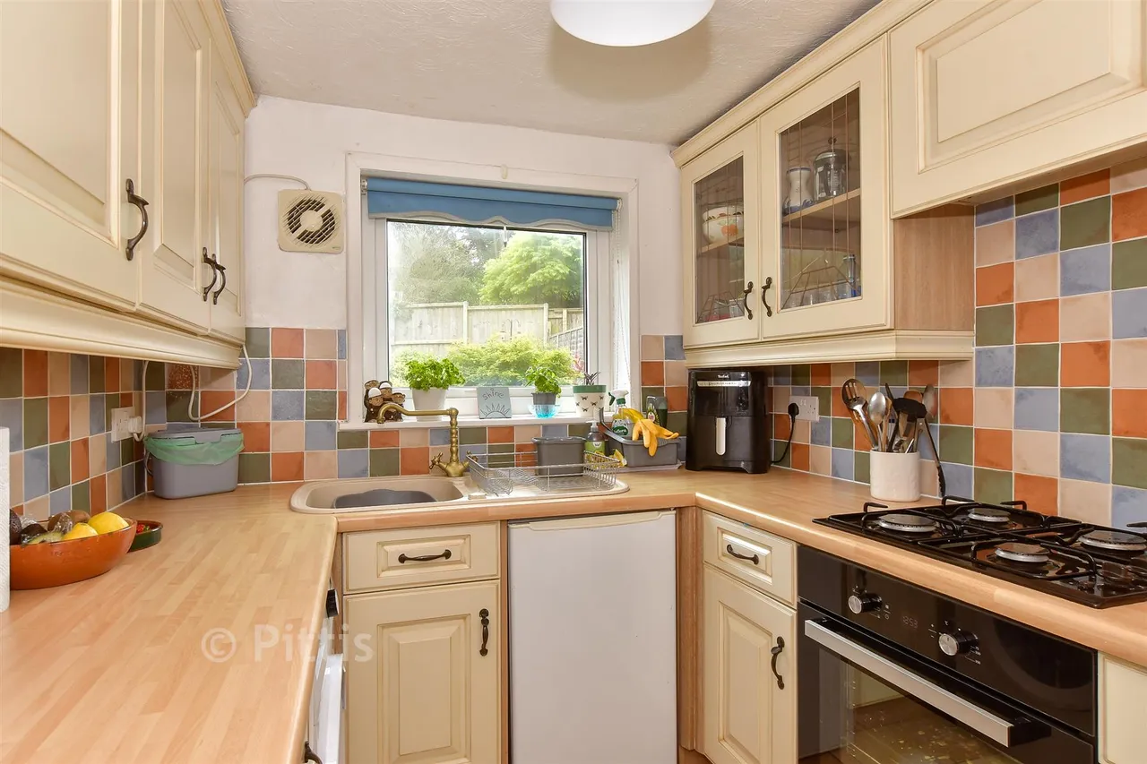 West Street, Ventnor, PO38, photo 2