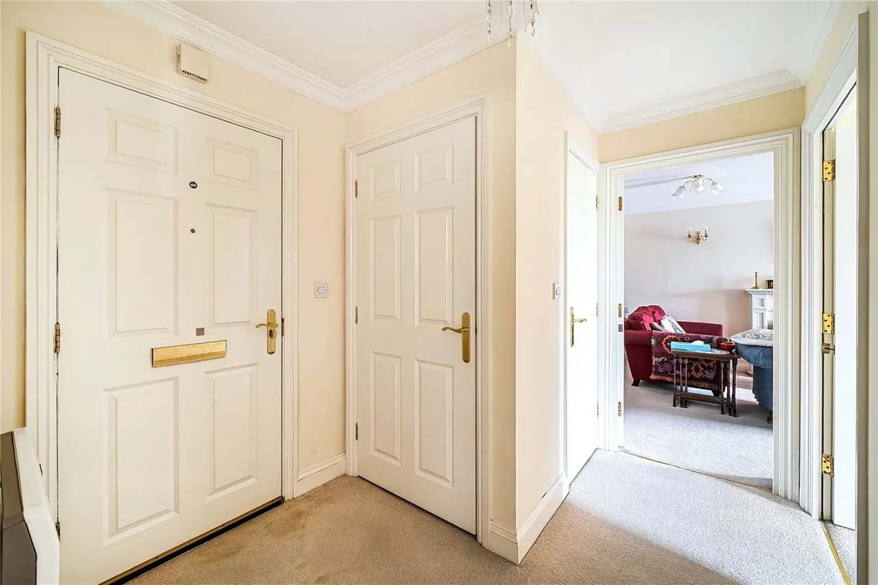 Commercial Street, Cheltenham, GL50, photo 9