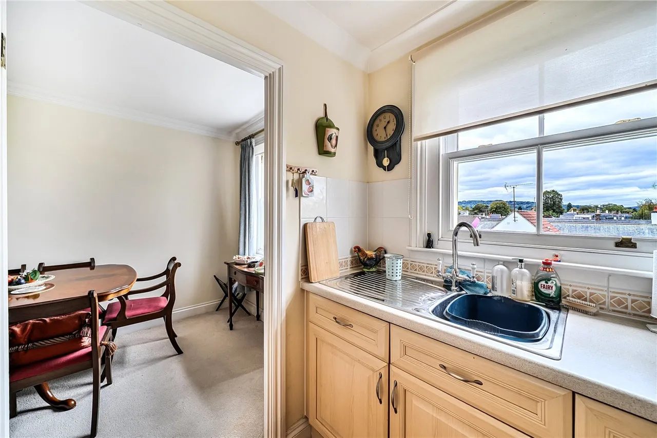 Commercial Street, Cheltenham, GL50, photo 7