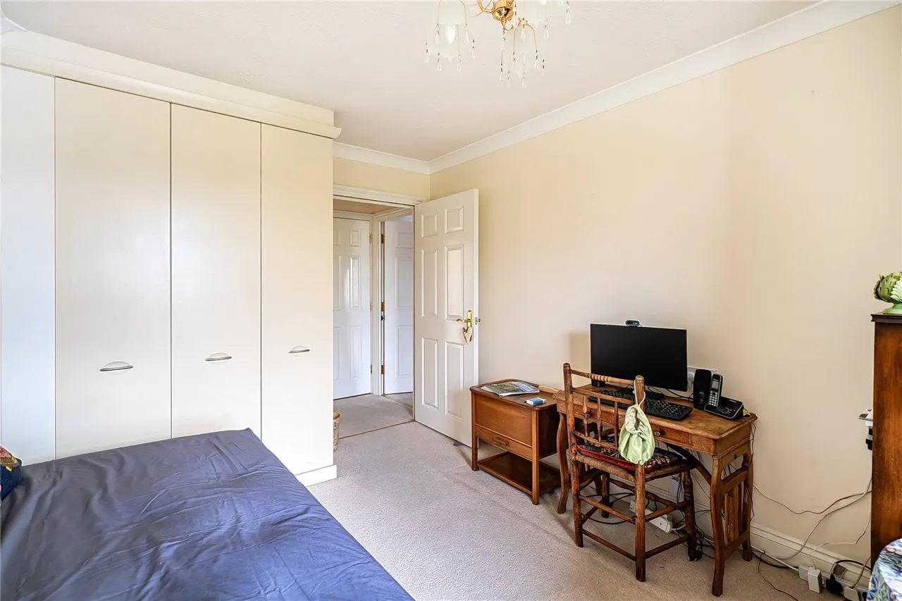Commercial Street, Cheltenham, GL50, photo 15