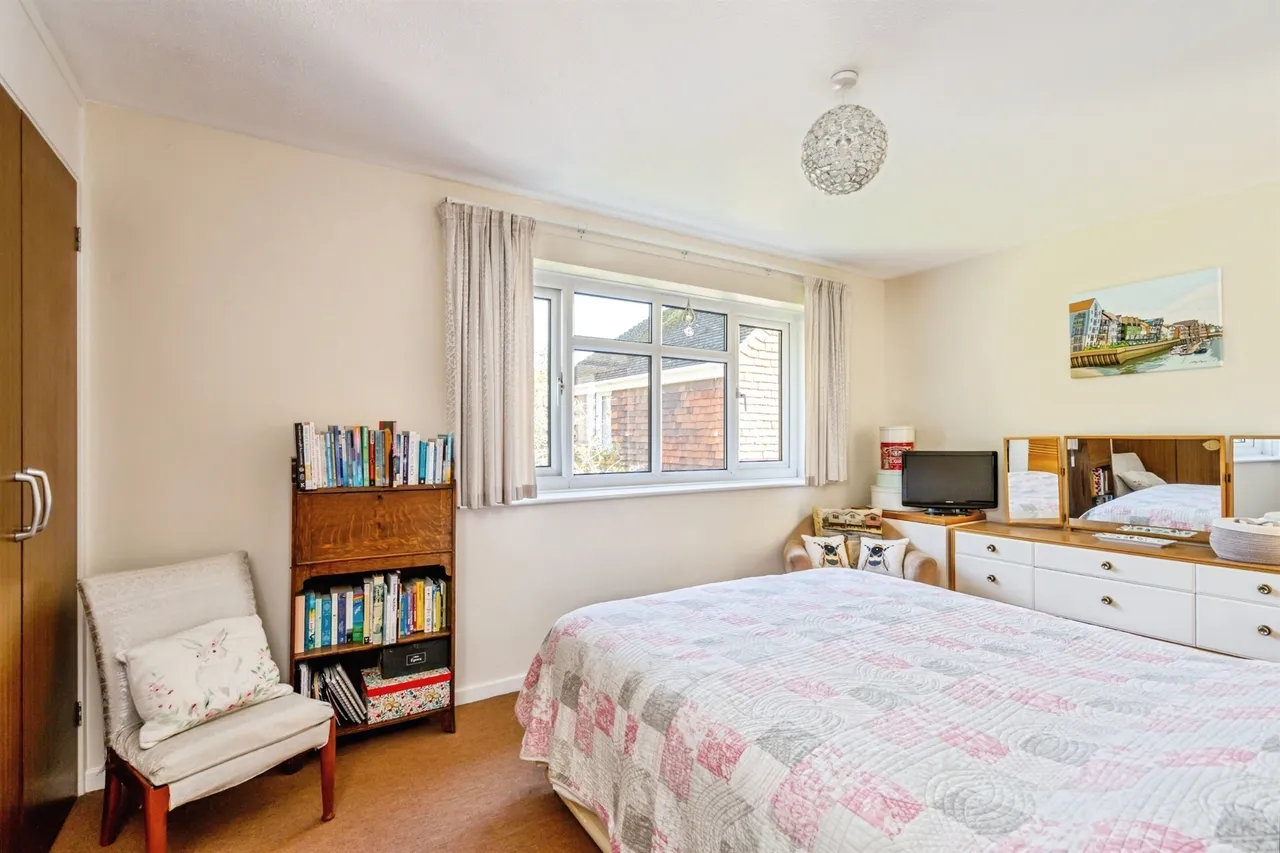 Bradlond Close, Bognor Regis, PO21, photo 13