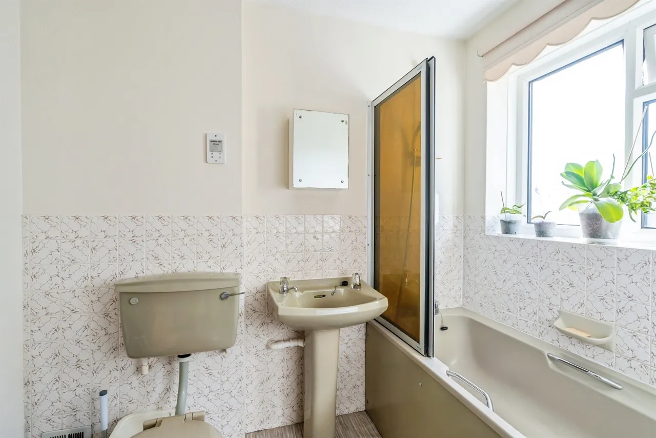 Bradlond Close, Bognor Regis, PO21, photo 10