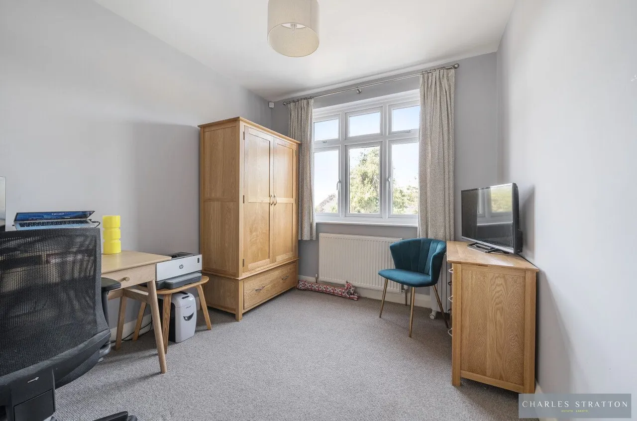 St. Ivians Drive, Romford, Essex, RM2 5LD, photo 15