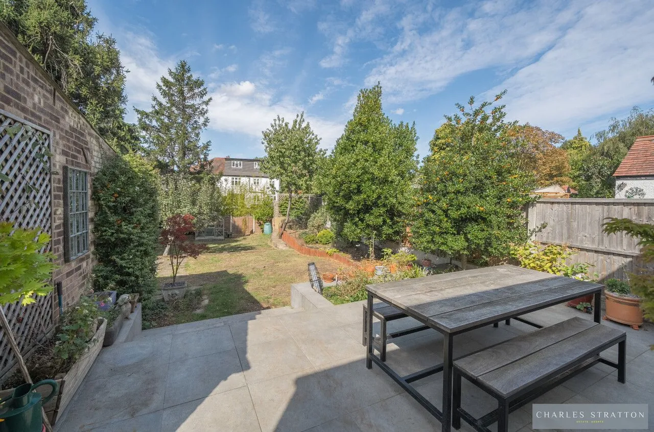 St. Ivians Drive, Romford, Essex, RM2 5LD, photo 18