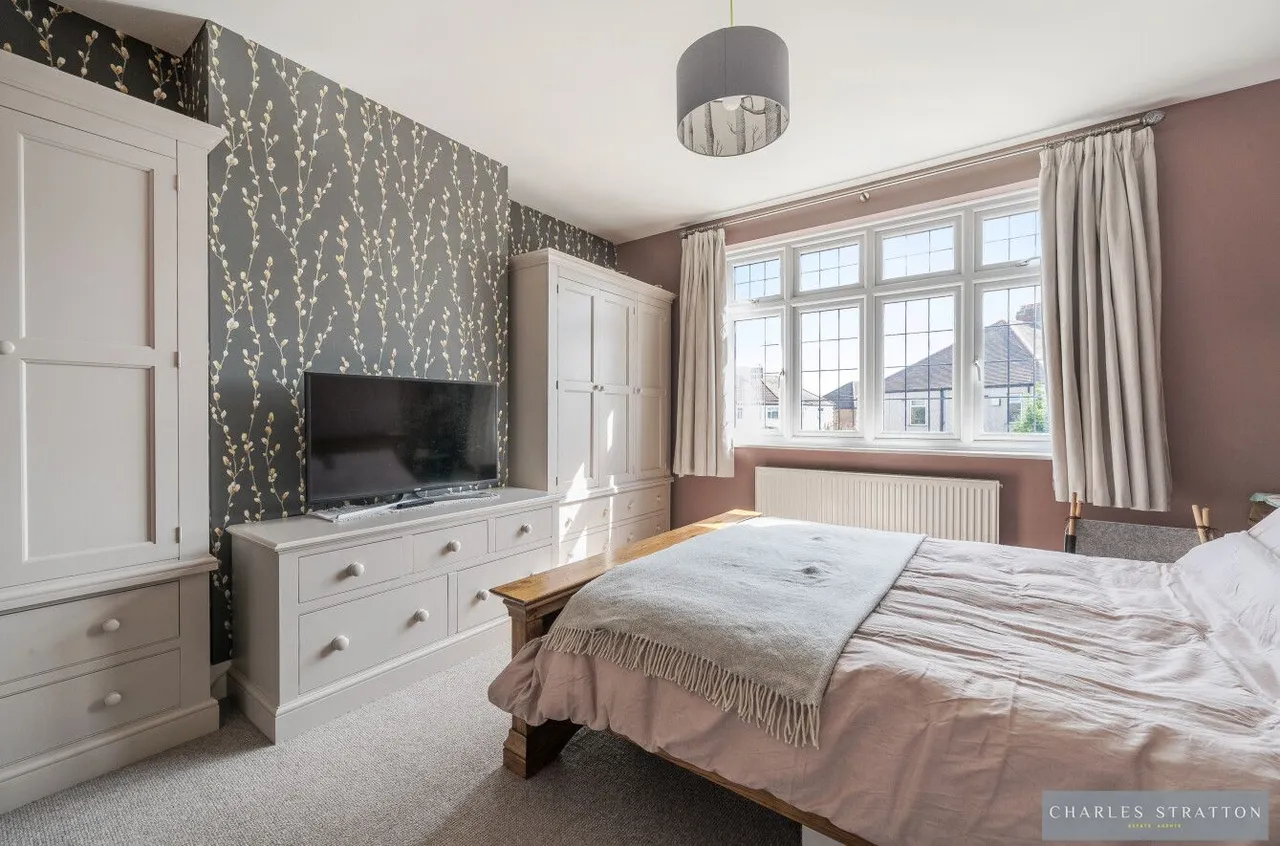 St. Ivians Drive, Romford, Essex, RM2 5LD, photo 12