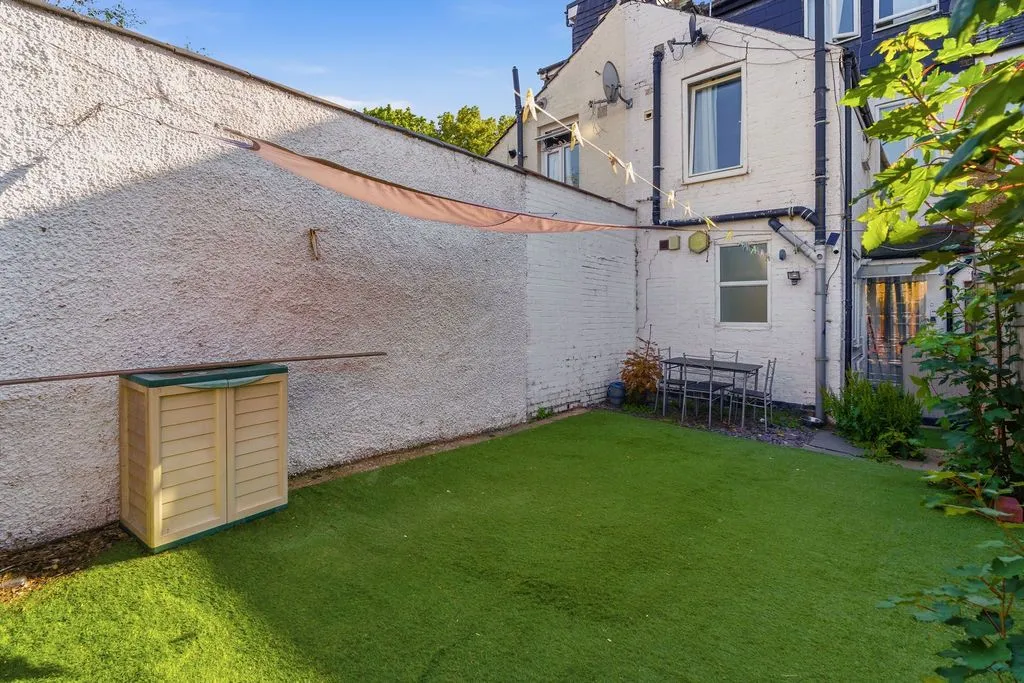 Demesne Road, SM6, photo 10
