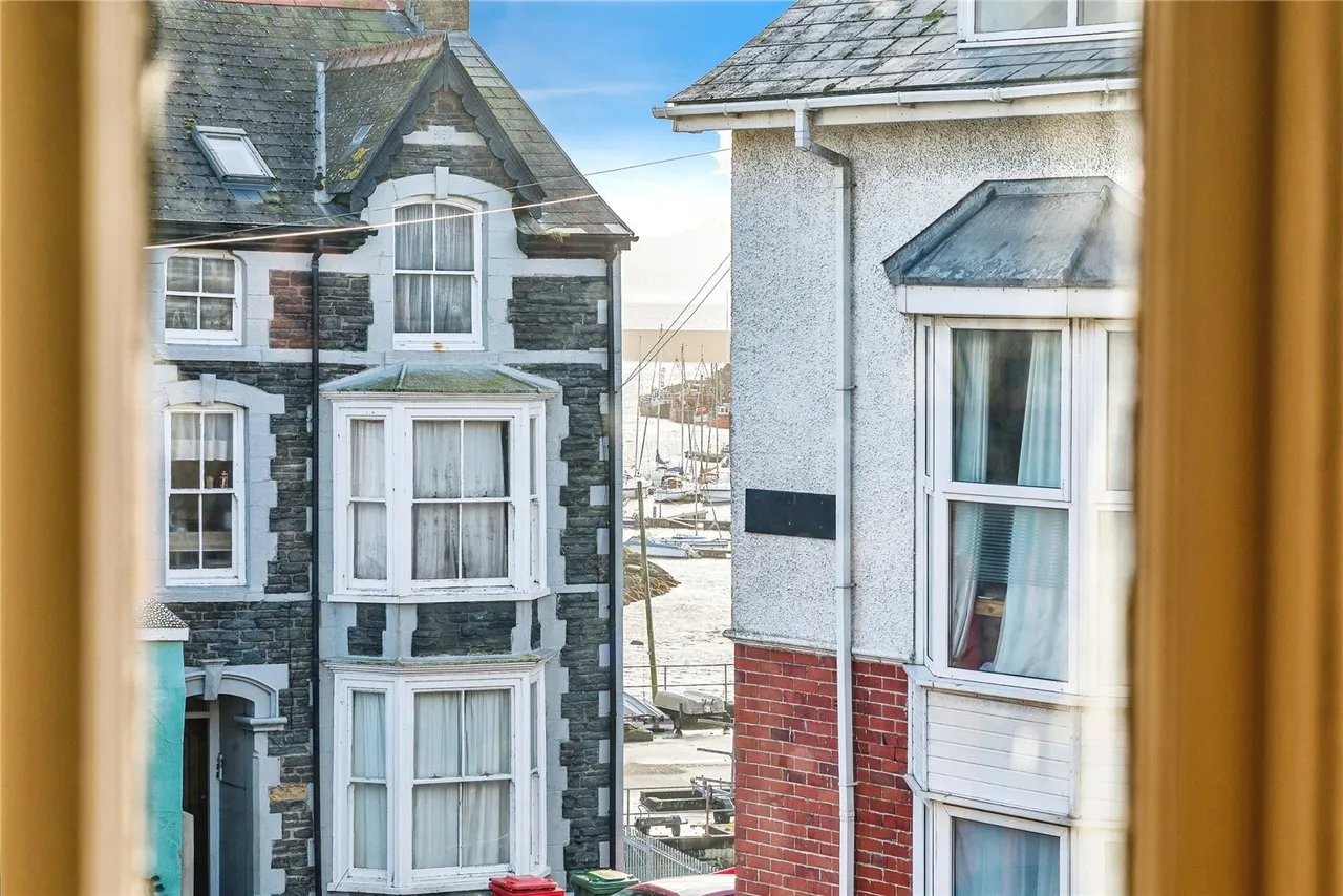 High Street, Aberystwyth, SY23, photo 2