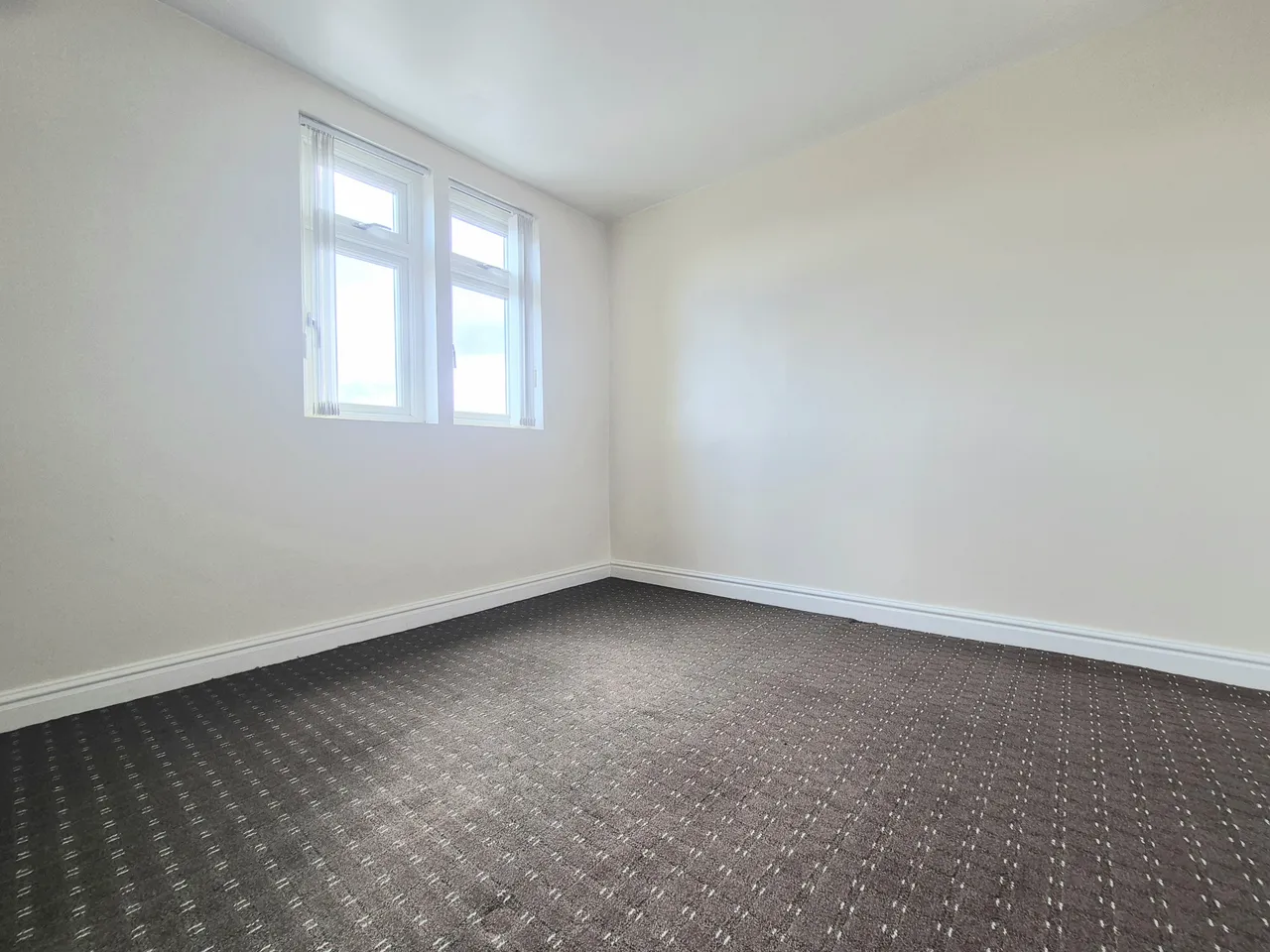 Staverton Street, HALIFAX, photo 7