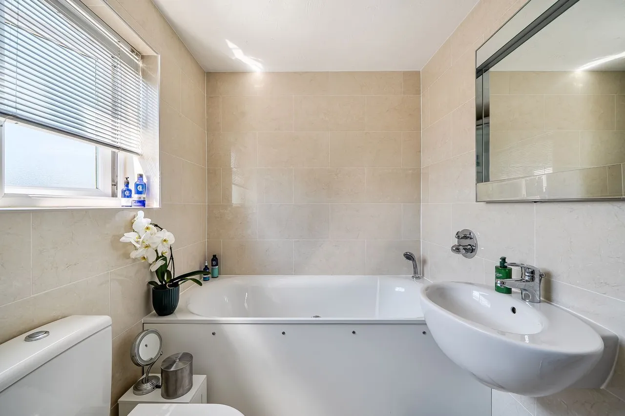 Mendip Drive, Frome, BA11, photo 13