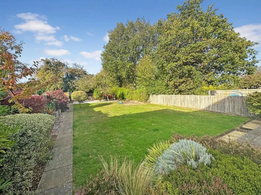 Blacksmiths Hill, Sanderstead, photo 11