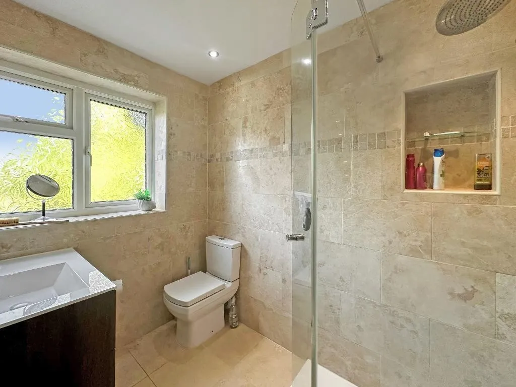 Blacksmiths Hill, Sanderstead, photo 5