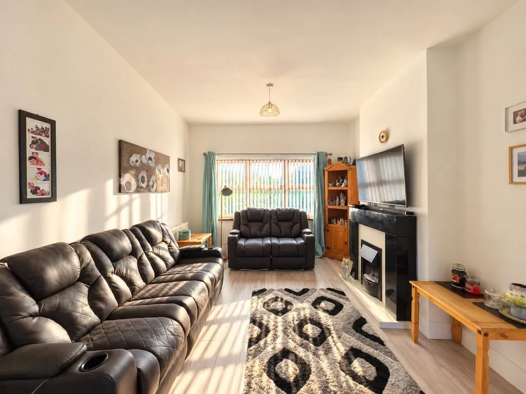Chase Road, Burntwood, WS7, photo 3