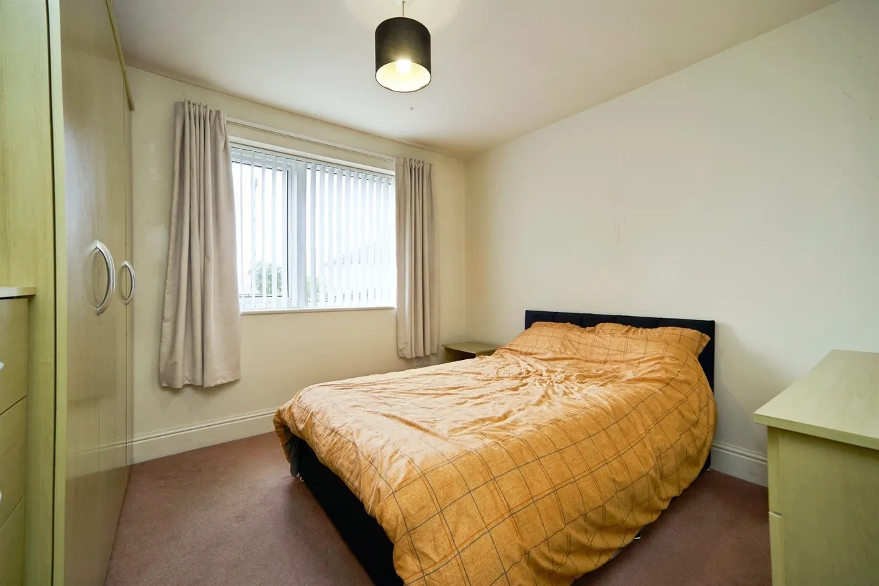 Hawthorn Avenue, Yeadon, LS19, photo 20