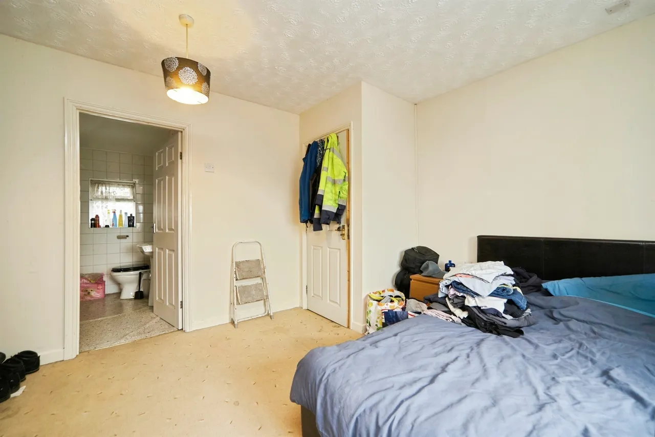 Hawthorn Avenue, Yeadon, LS19, photo 9