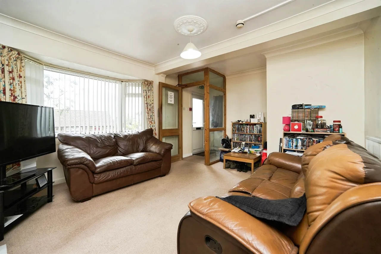 Hawthorn Avenue, Yeadon, LS19, photo 4
