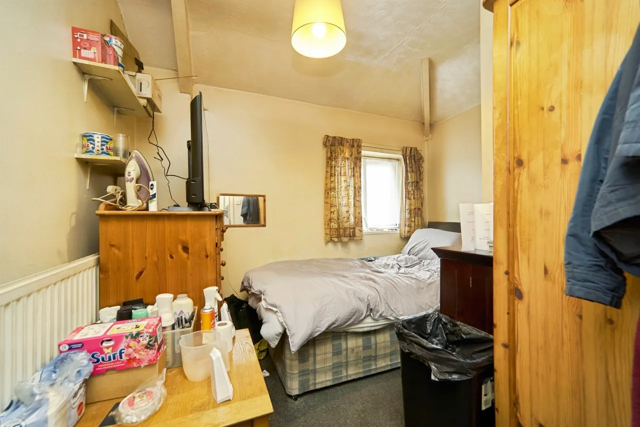 Hawthorn Avenue, Yeadon, LS19, photo 11