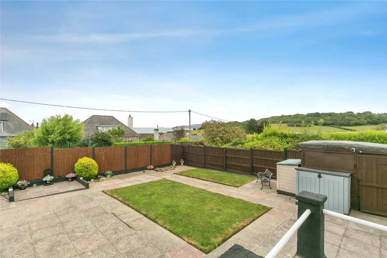 Lon Twrcelyn, Benllech, LL74, photo 23