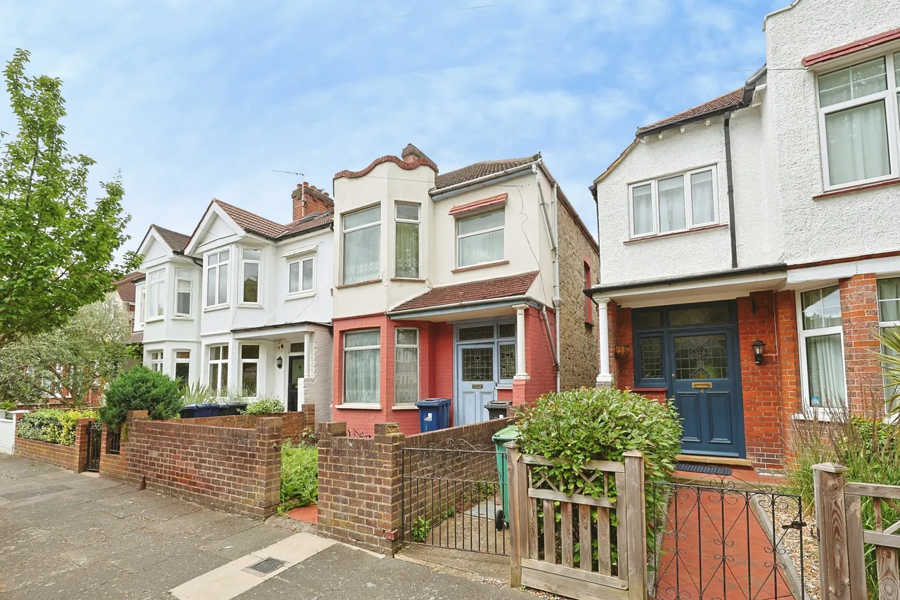 Summerlands Avenue, London, W3, photo 3