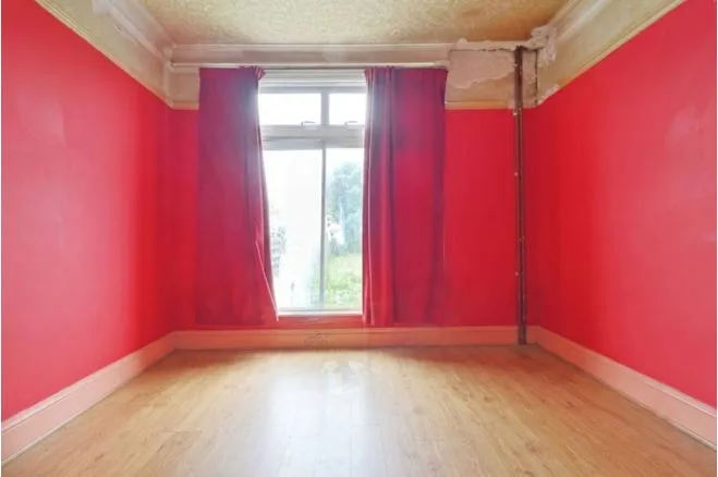 Summerlands Avenue, London, W3, photo 13