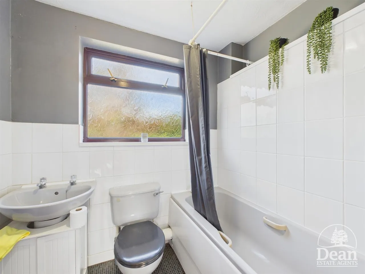 Meadowbank, Lydney, photo 11