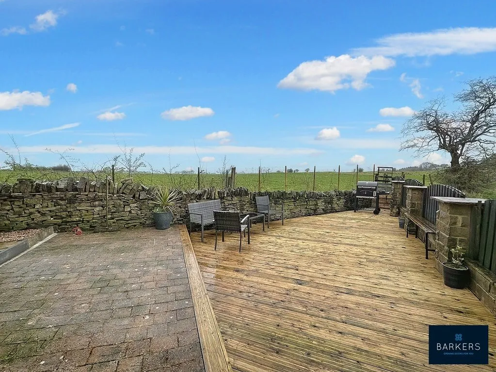 Cliff Hollins Lane East Bierley, Bradford BD4 6RQ, photo 21