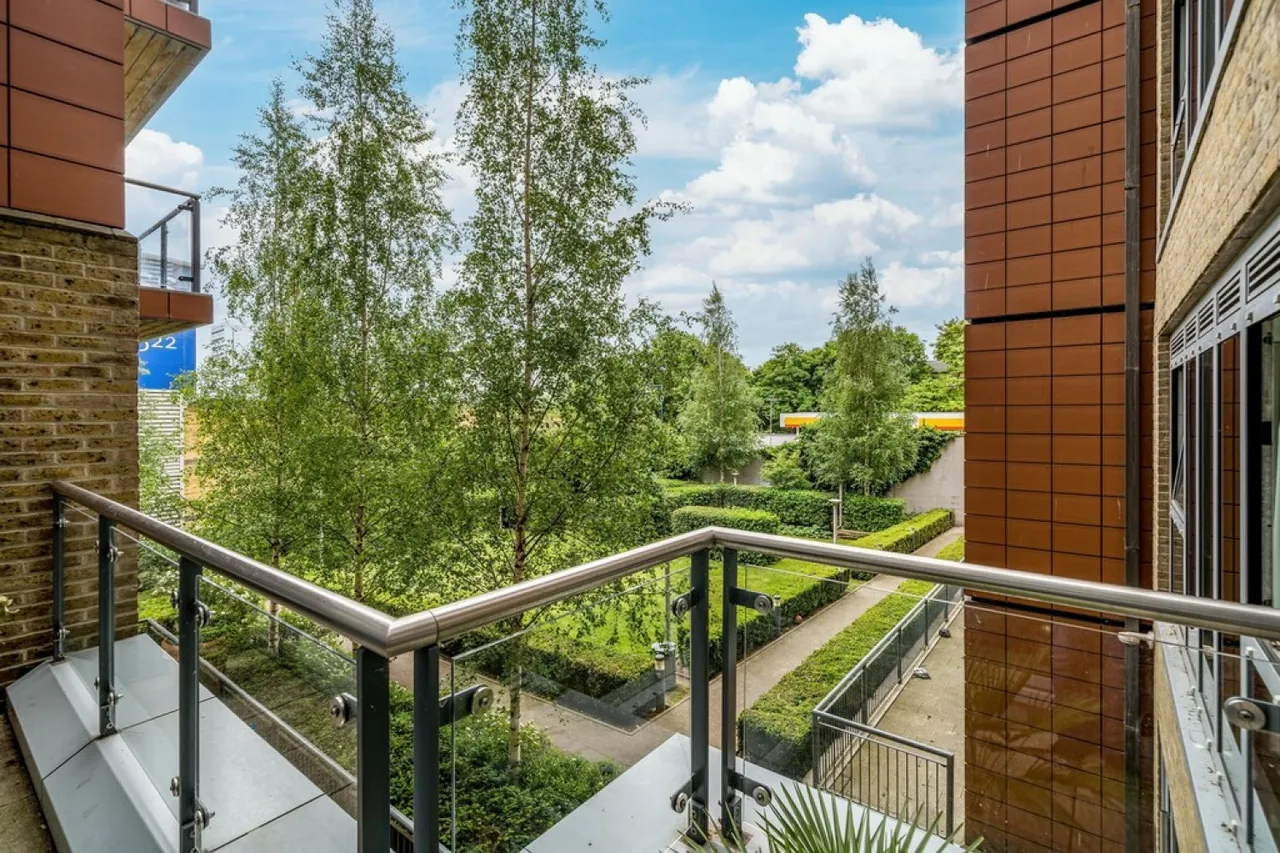 Flotilla House, Battersea Reach, SW18, photo 6