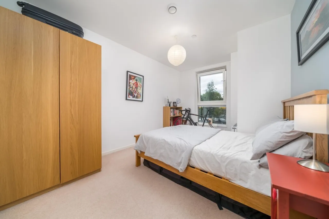 Flotilla House, Battersea Reach, SW18, photo 9