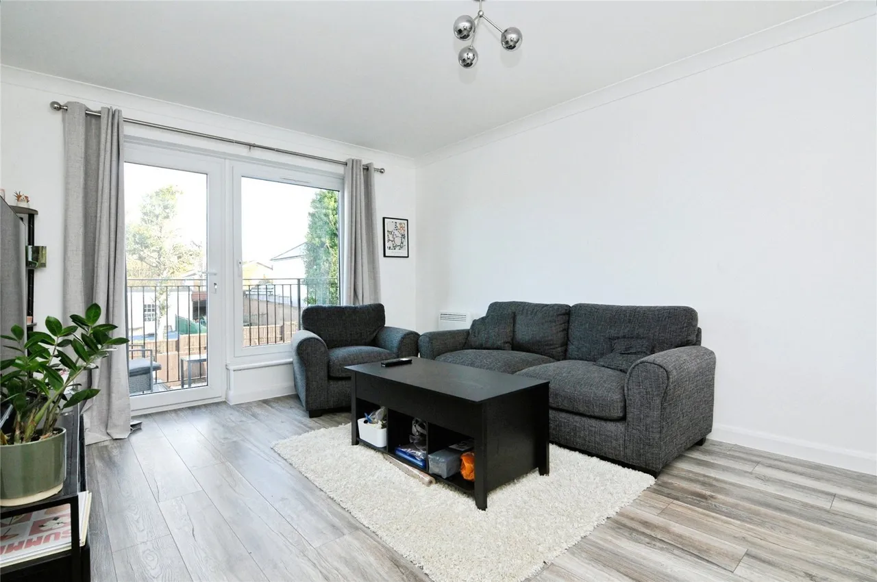 Firsgrove Road, Warley, Brentwood, Essex, CM14, photo 9