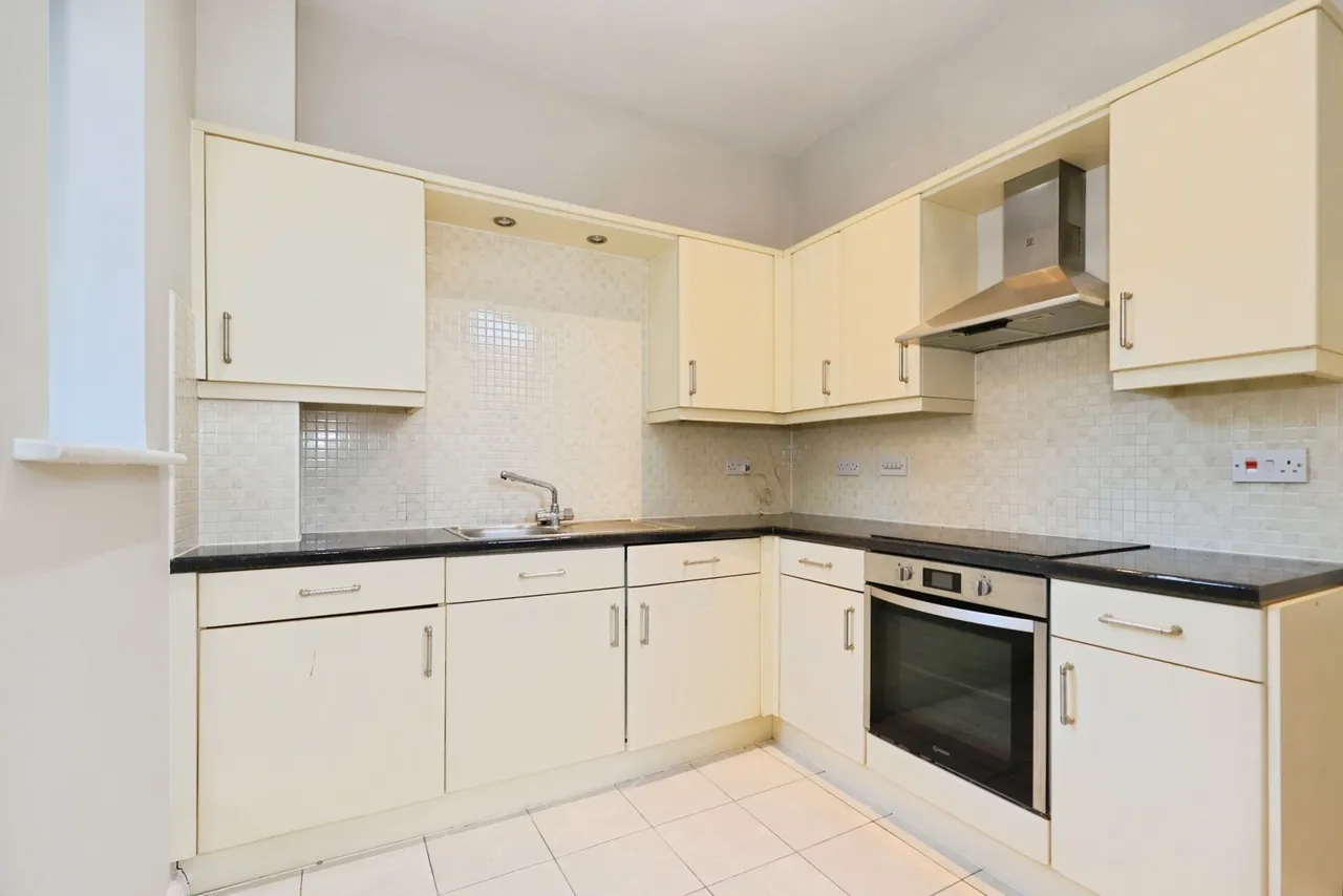 Castle Road, Kidderminster, DY11, photo 7