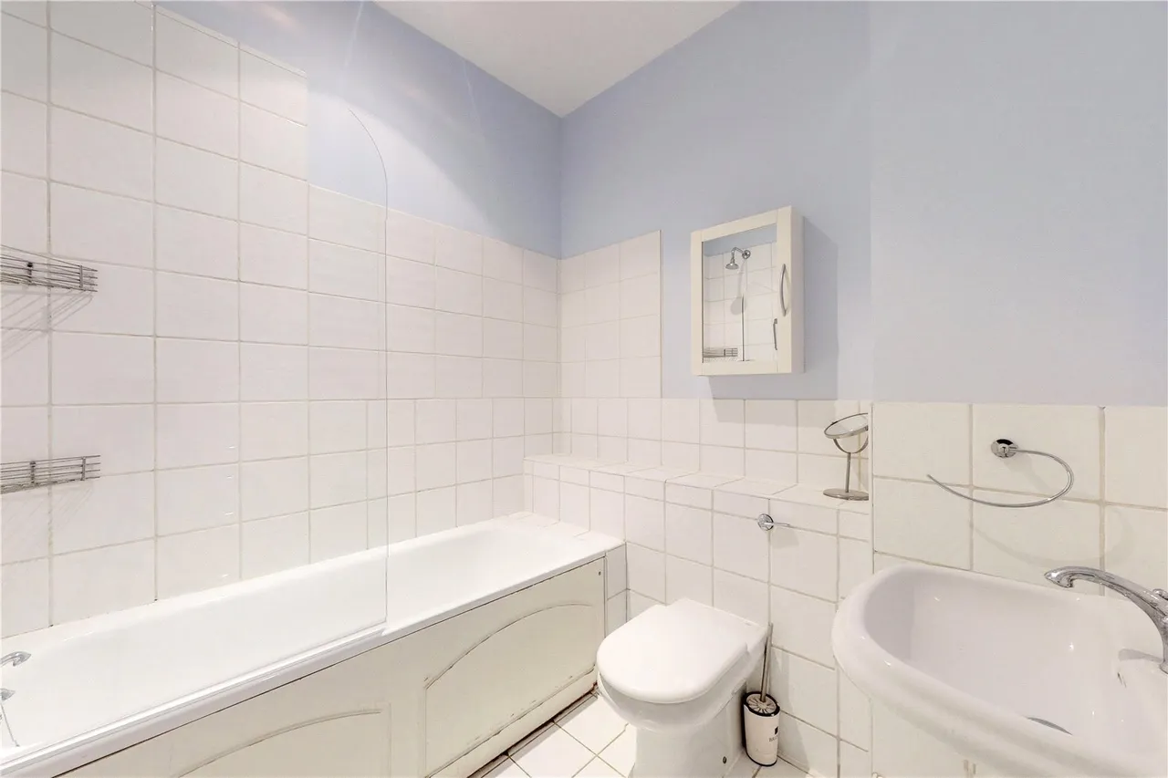 Bunhill Row, London, EC1Y, photo 17