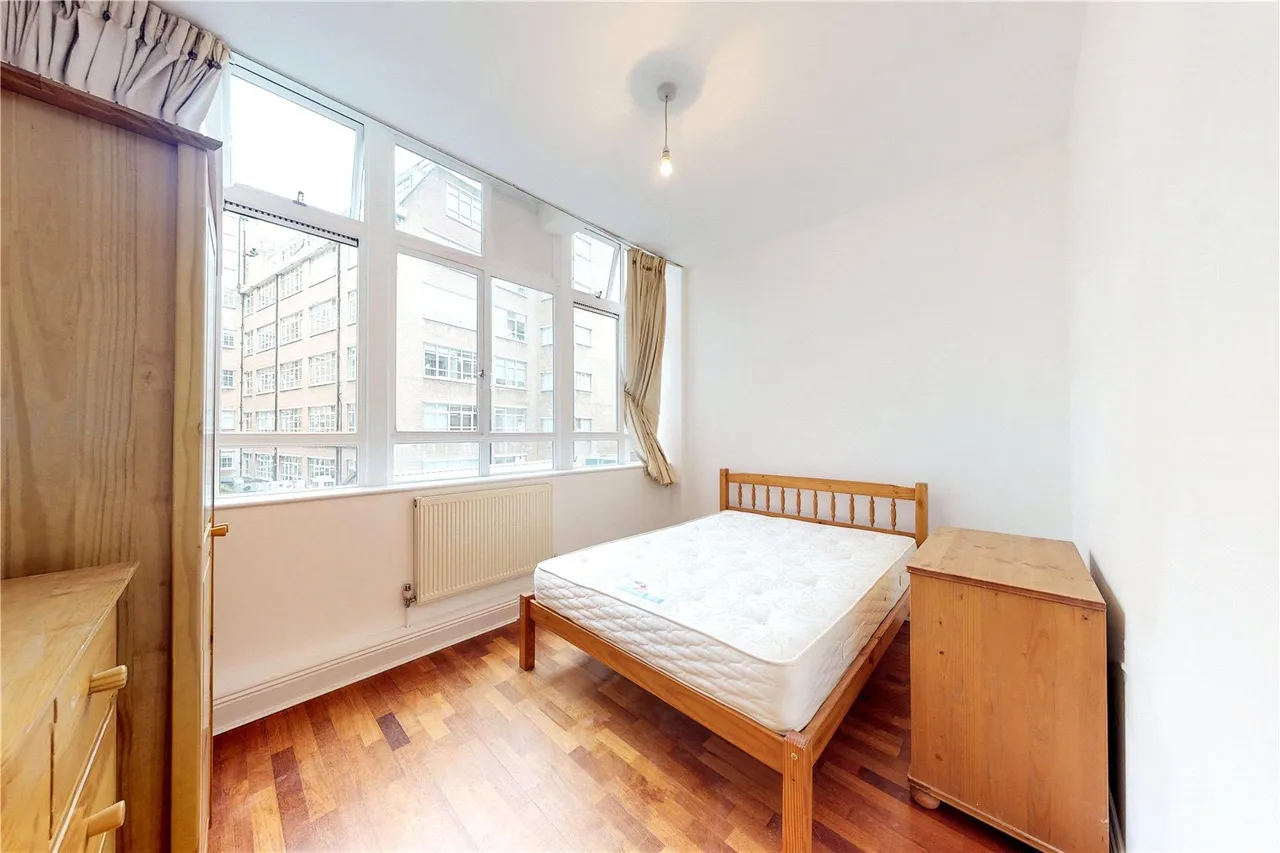 Bunhill Row, London, EC1Y, photo 12