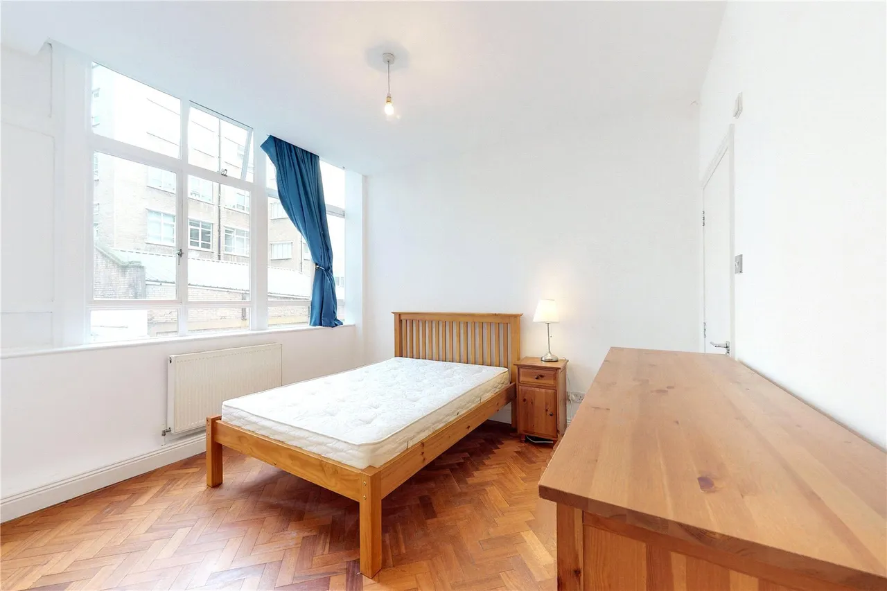 Bunhill Row, London, EC1Y, photo 16
