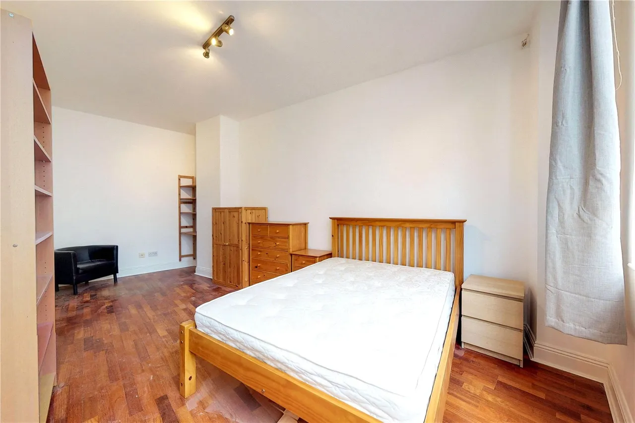 Bunhill Row, London, EC1Y, photo 8