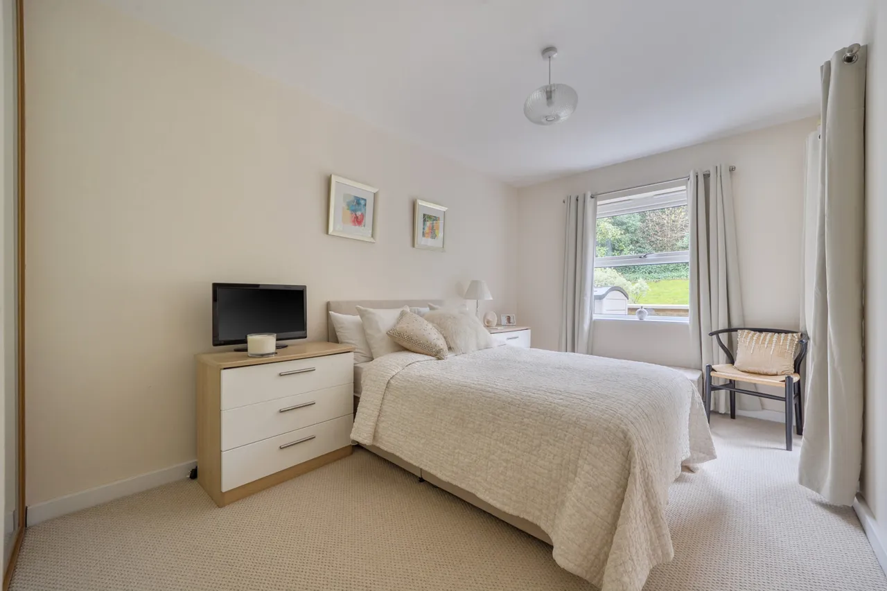 South Park, Gerrards Cross, SL9, photo 9