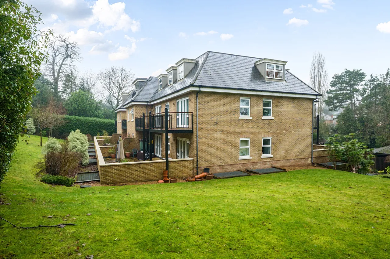 South Park, Gerrards Cross, SL9, photo 5