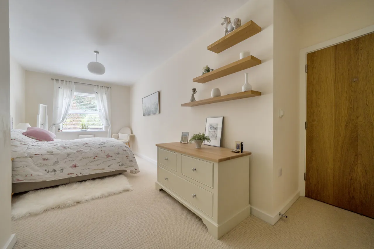 South Park, Gerrards Cross, SL9, photo 13