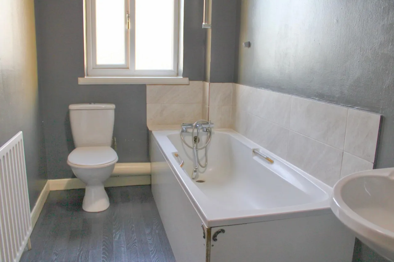 Yarborough Crescent, Broughton, DN20, photo 5