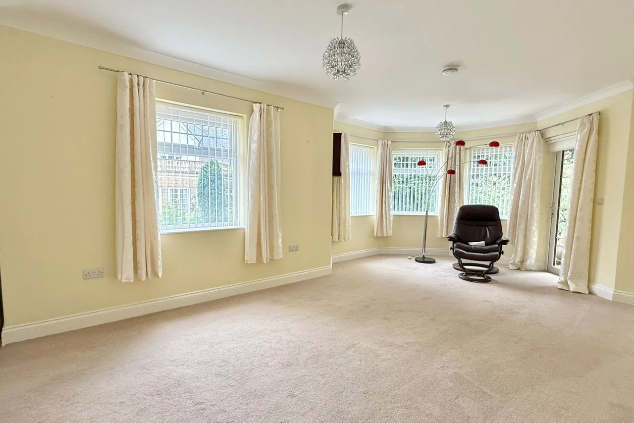 St. Ives Place, Ringwood, BH24, photo 2