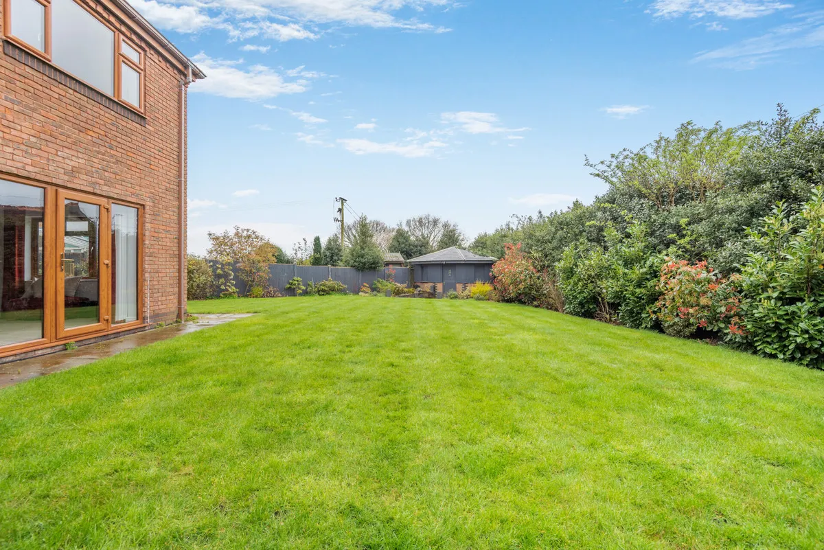 Kenderdine Close, Bednall Stafford, ST17, photo 32
