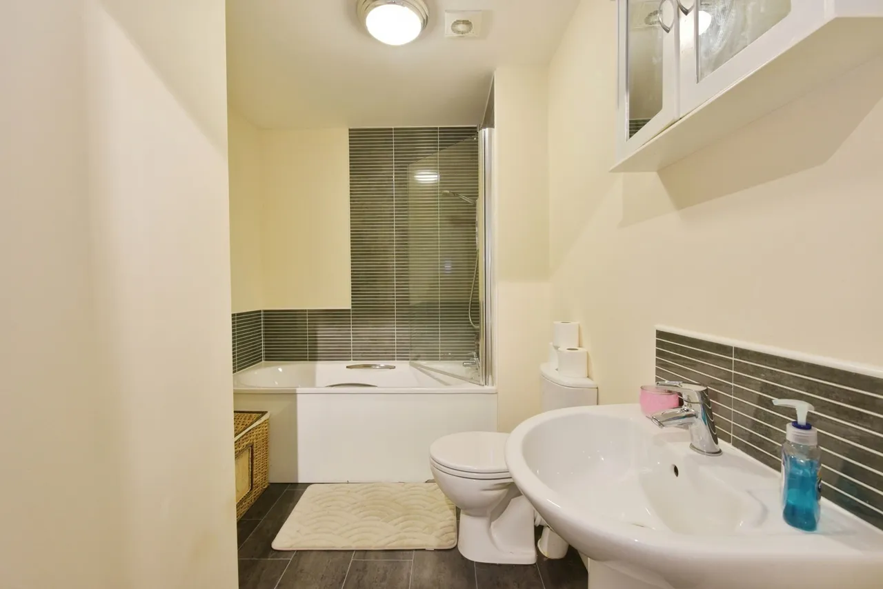 Lavender Way, SHEFFIELD, South Yorkshire, S5, photo 14