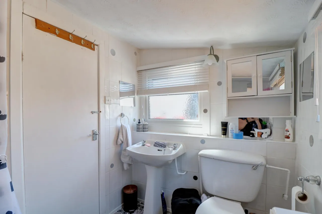 Garstang Road, Preston, PR3, photo 15