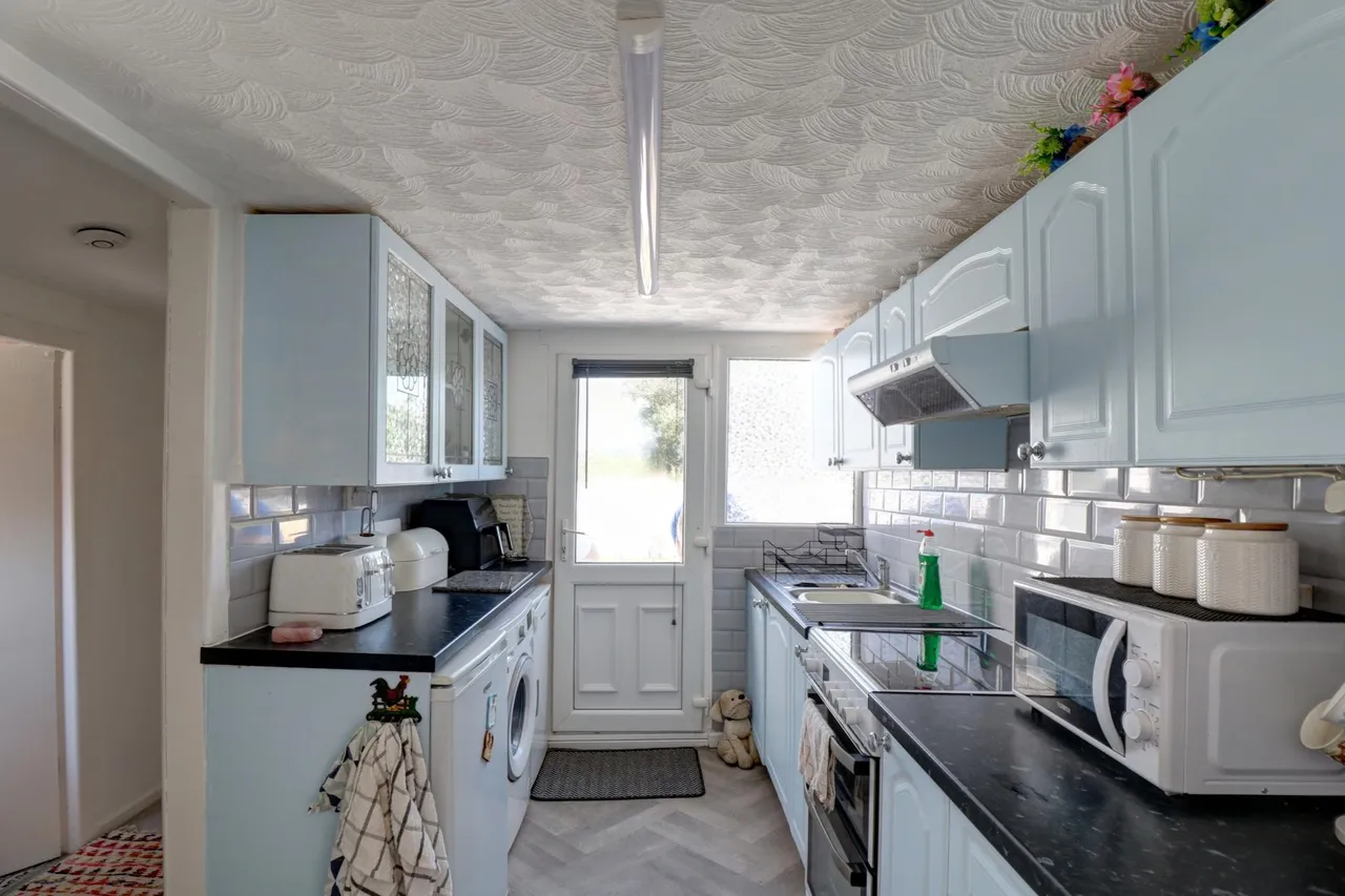 Garstang Road, Preston, PR3, photo 5