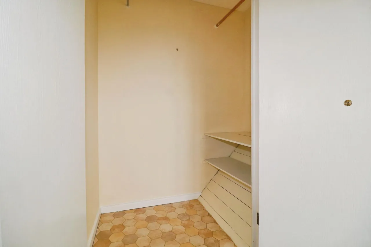 Burne Jones Close, Danescourt, CF5, photo 6