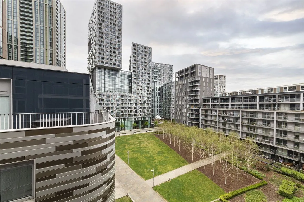 Indescon Square, London, photo 5